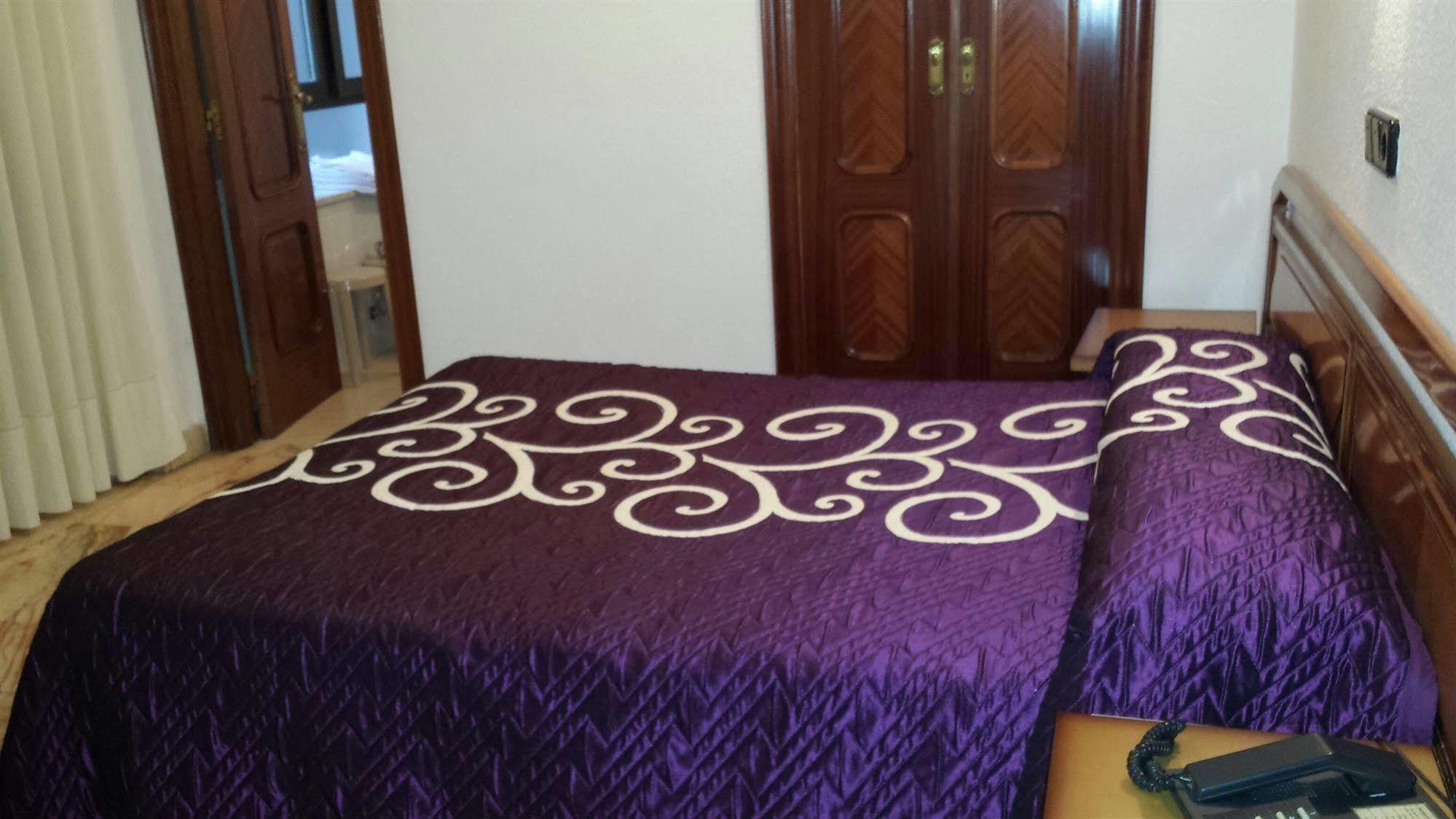 Hotel Amefa Salamanca Kültér fotó